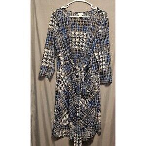 Motherhood Maternity women’s maternity dress in size Large.Features:Blue...